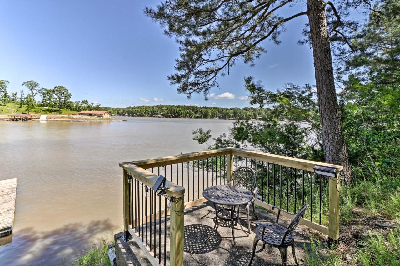 Luxury Hot Springs Oasis On Lake With Private Dock! Екстер'єр фото